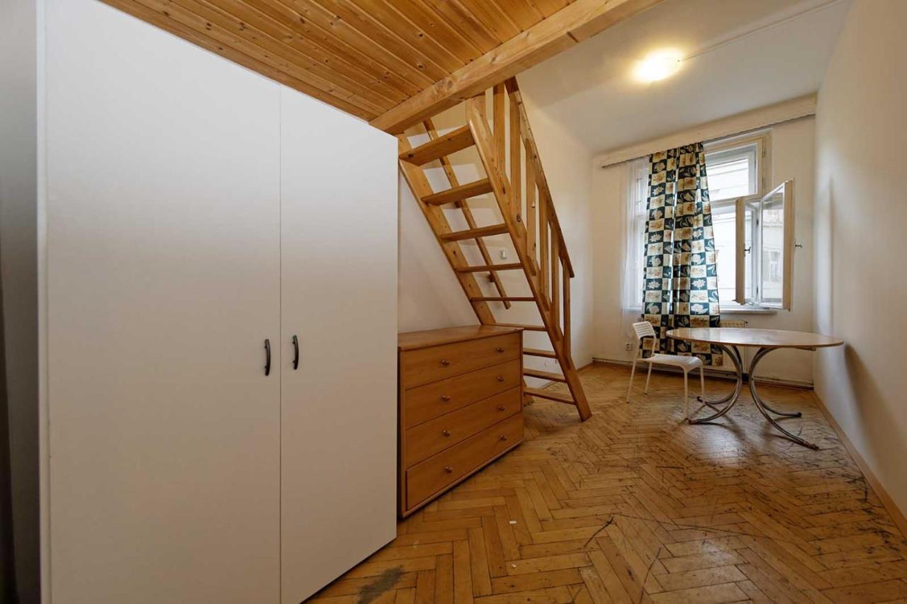 Apartment Lublanska 48 Prag Exterior foto