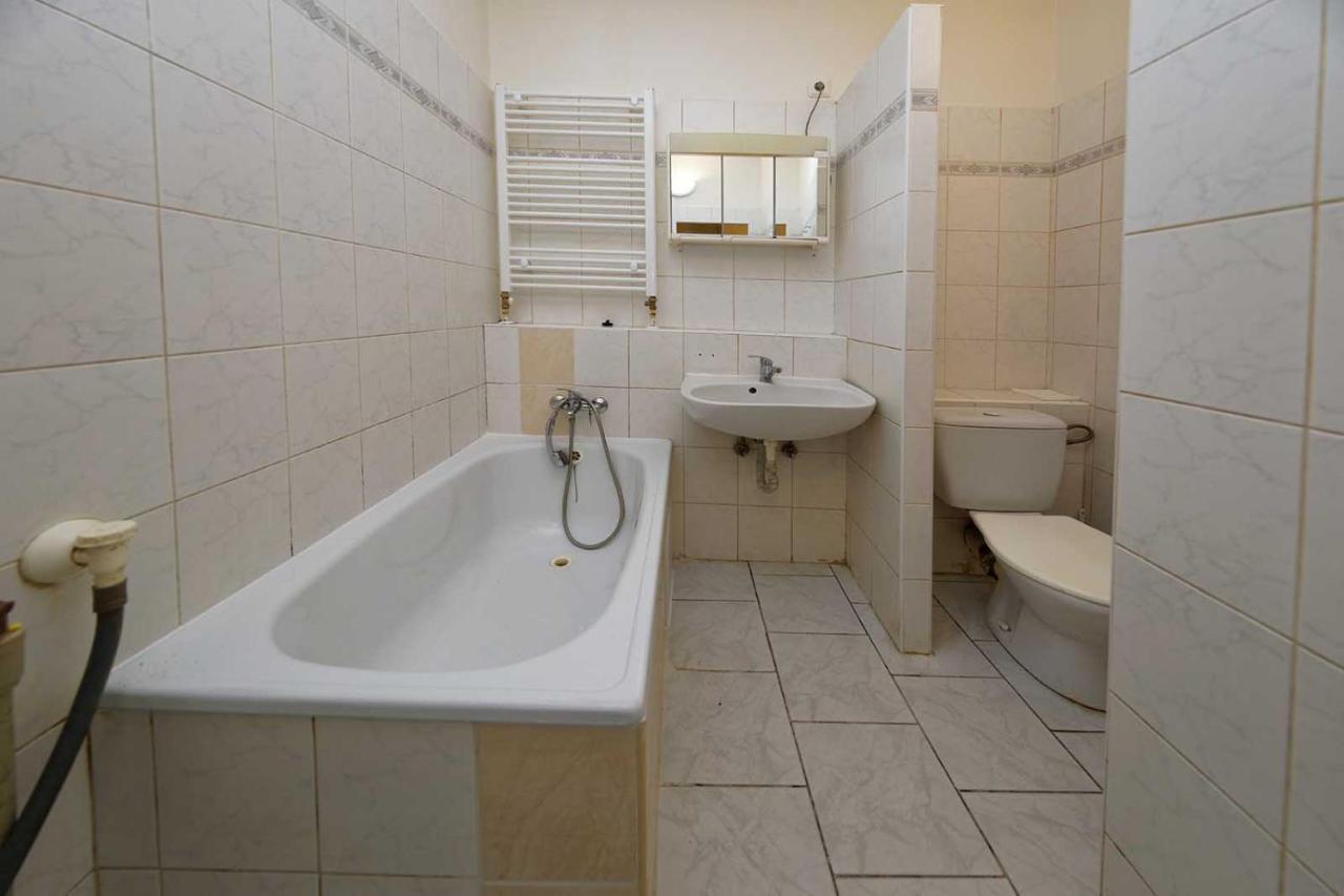 Apartment Lublanska 48 Prag Exterior foto