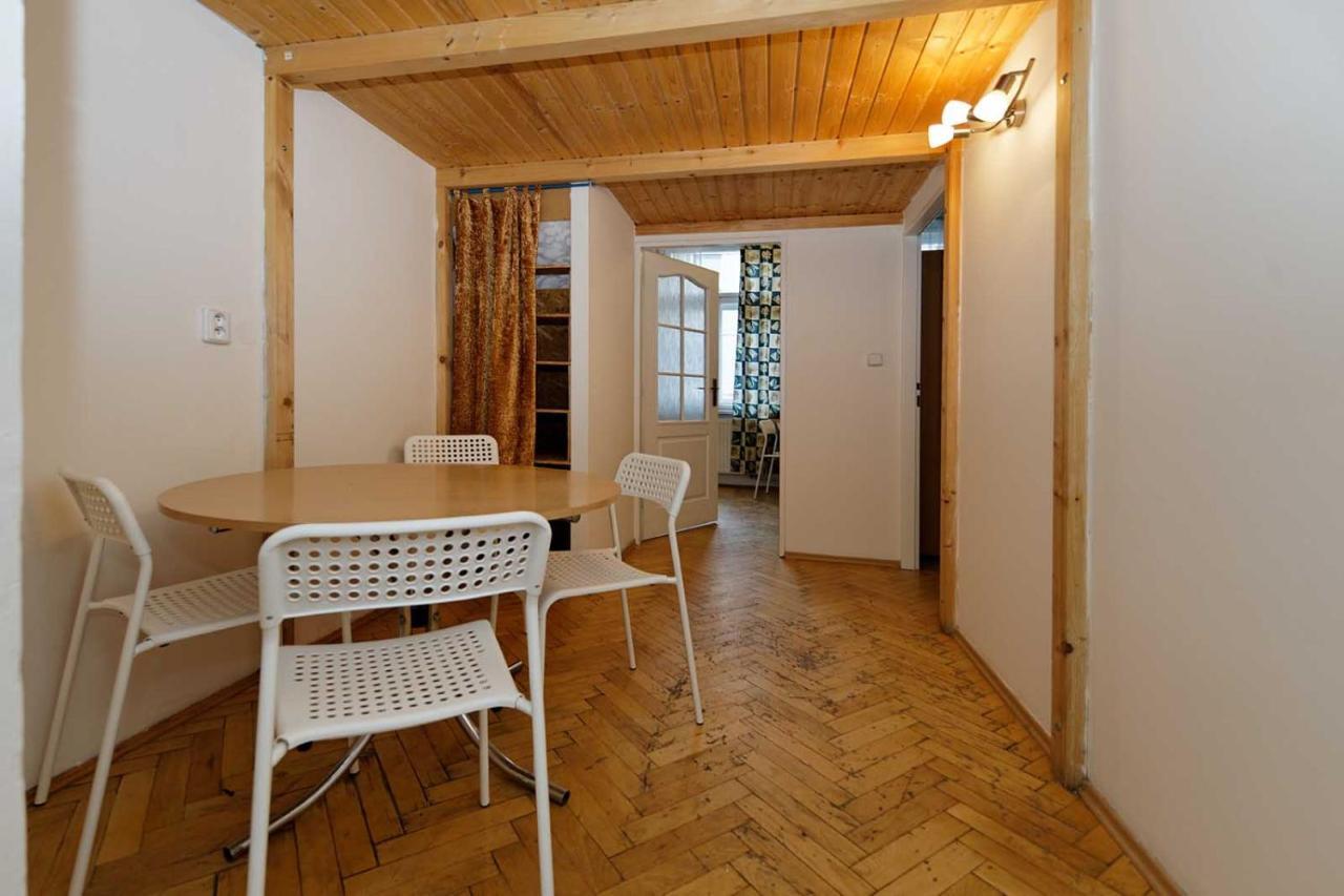 Apartment Lublanska 48 Prag Exterior foto